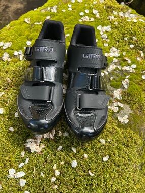 Woman's GIRO  SOLARA II CYCLING SHOE